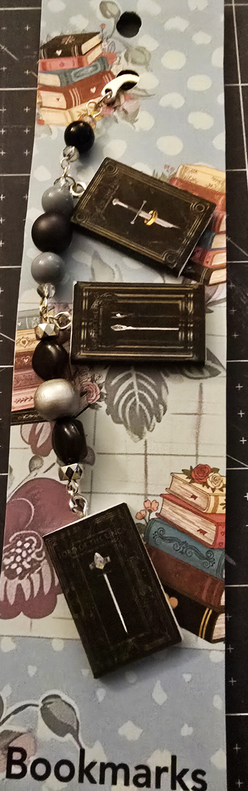 LOTR Beaded Bookmark with Mini Book